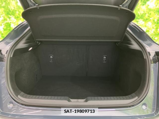 Mazda CX-30 2023-10 7802080-7