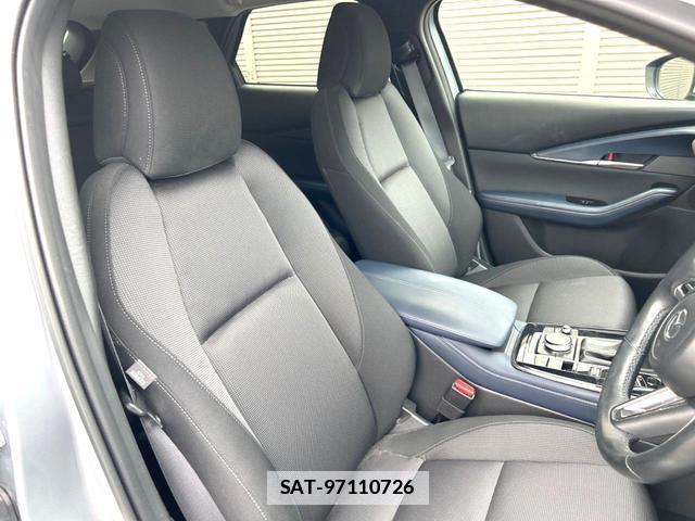 Mazda CX-30 2020-02 7806377-7