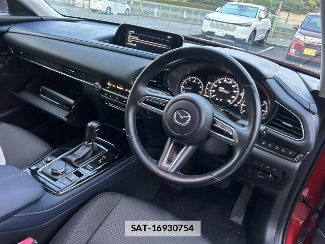Mazda CX-30 2019-10 7809580-3