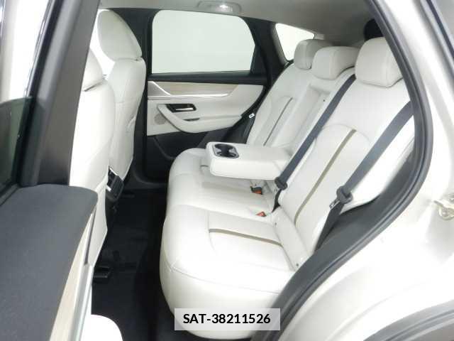 Mazda CX-60 2023-03 7810751-17