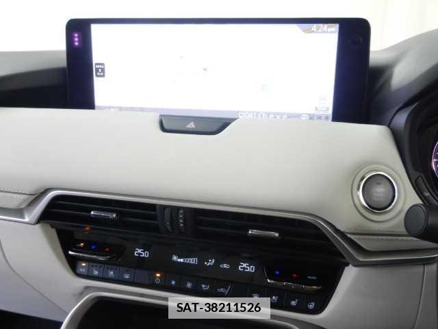 Mazda CX-60 2023-03 7810751-6