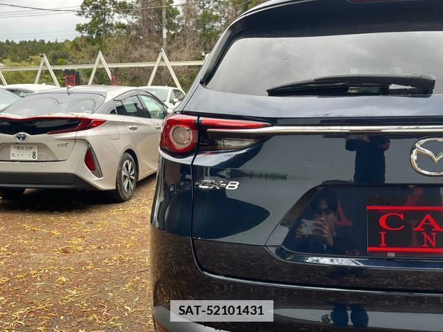 Mazda CX-8 2018-11 7800060-11