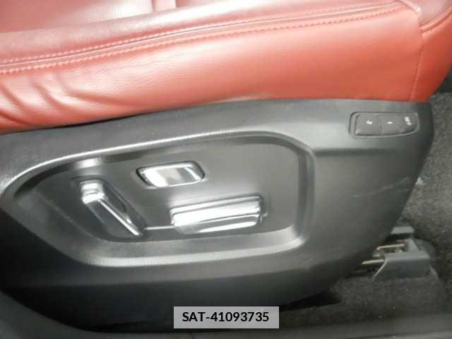 Mazda CX-8 2021-04 7810854-11