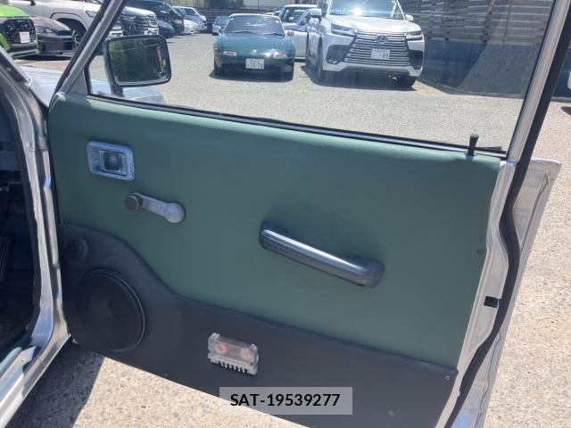 Nissan DATSUN TRUCK 1984-02 7810205-12