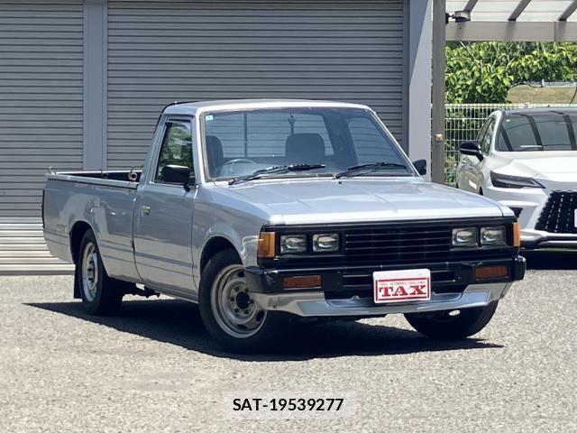 Nissan DATSUN TRUCK 1984-02 7810205-5