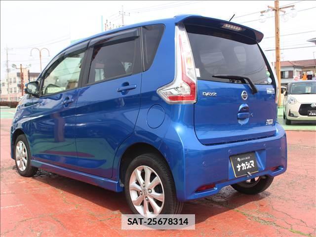 Nissan DAYZ 2018-05 7799945-1