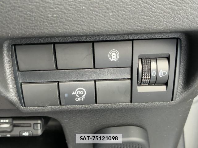 Nissan DAYZ 2021-01 7801684-13