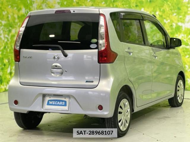 Nissan DAYZ 2013-06 7806333-2