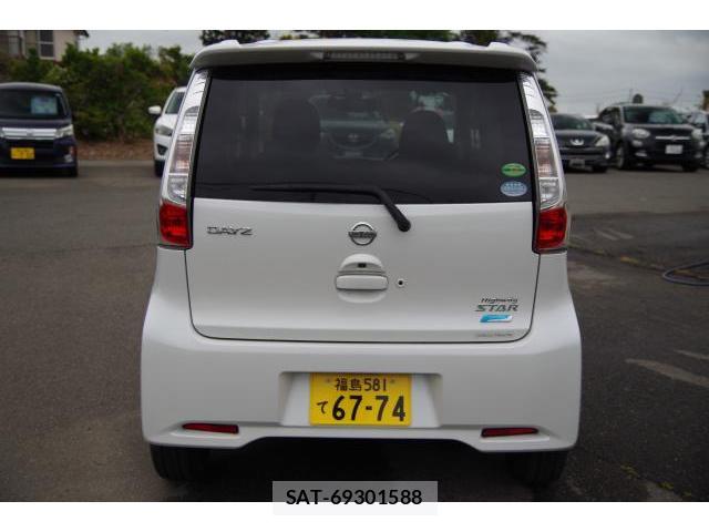 Nissan DAYZ 2012-01 7806418-3