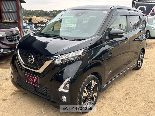 Nissan DAYZ 2019-05 7806479-14