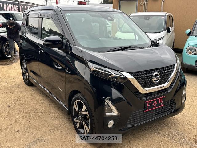 Nissan DAYZ 2019-05 7806479-15