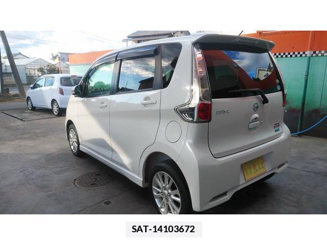 Nissan DAYZ 2014-01 7807988-10