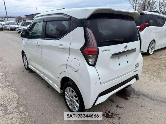 Nissan DAYZ 2019-10 7808268-1