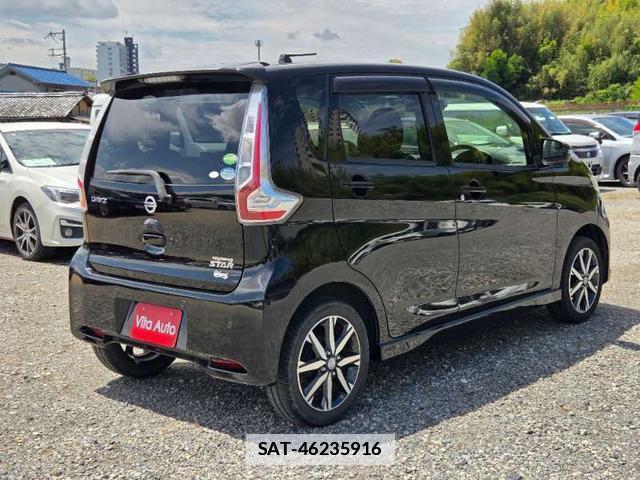 Nissan DAYZ 2018-06 7808489-12