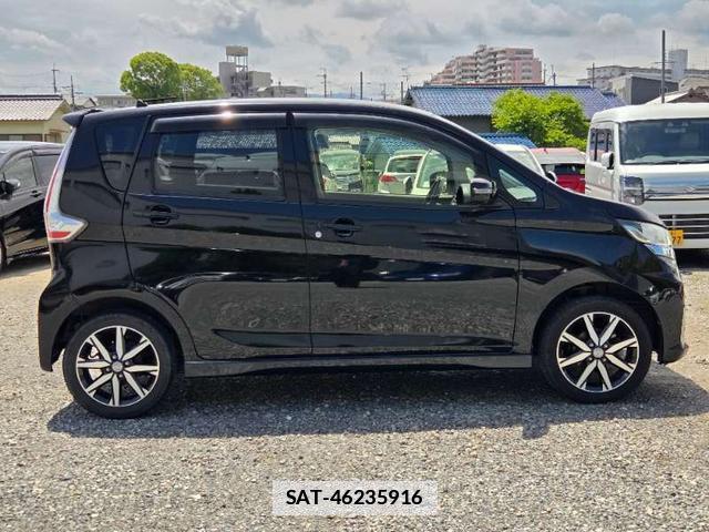 Nissan DAYZ 2018-06 7808489-13