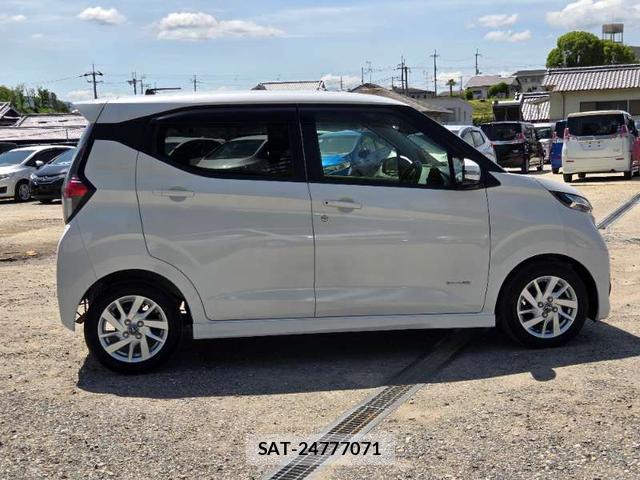 Nissan DAYZ 2019-09 7808494-13