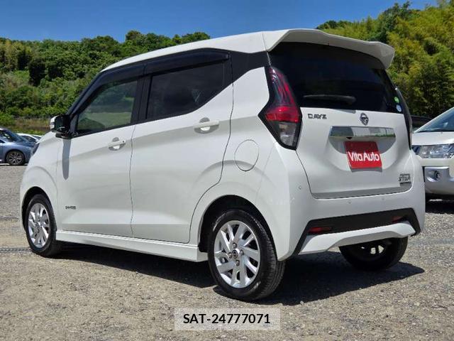 Nissan DAYZ 2019-09 7808494-17