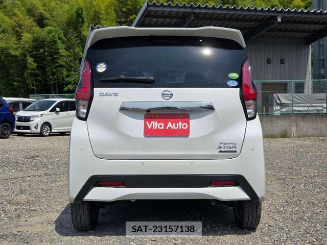 Nissan DAYZ 2021-03 7808521-4