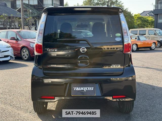 Nissan DAYZ 2013-11 7808607-1