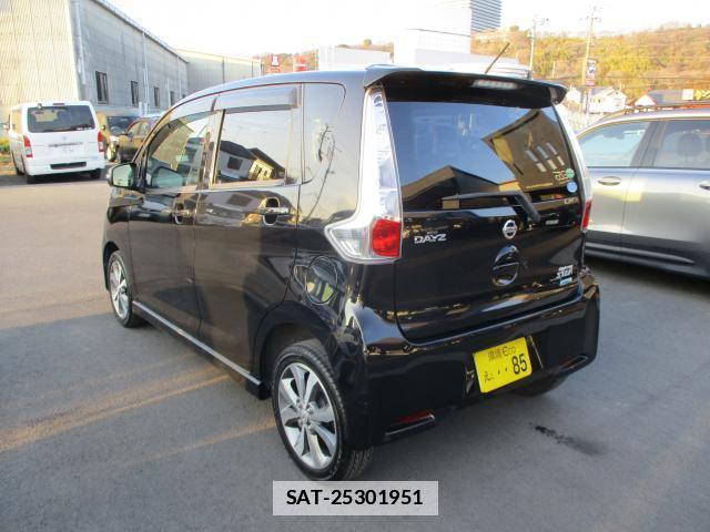 Nissan DAYZ 2013-12 7809010-10