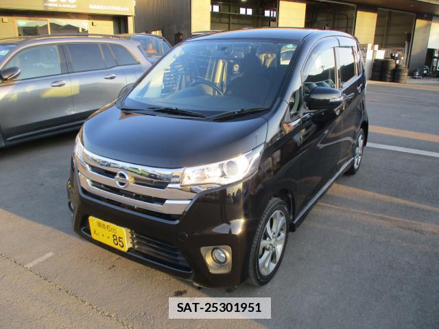Nissan DAYZ 2013-12 7809010-5