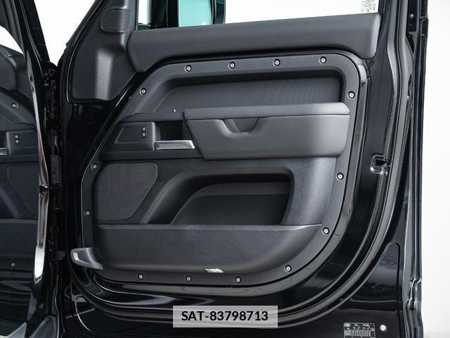 Land Rover DEFENDER 2025-07 7795481-6