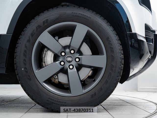 Land Rover DEFENDER 2025-06 7795482-13