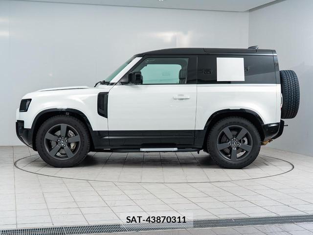 Land Rover DEFENDER 2025-06 7795482-4