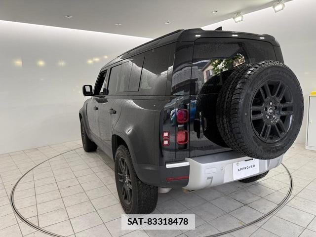 Land Rover DEFENDER 2025-08 7795485-4