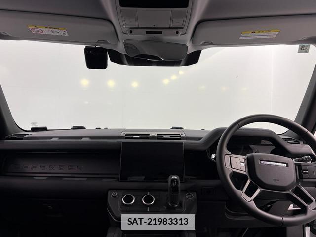 Land Rover DEFENDER 2025-03 7795491-1