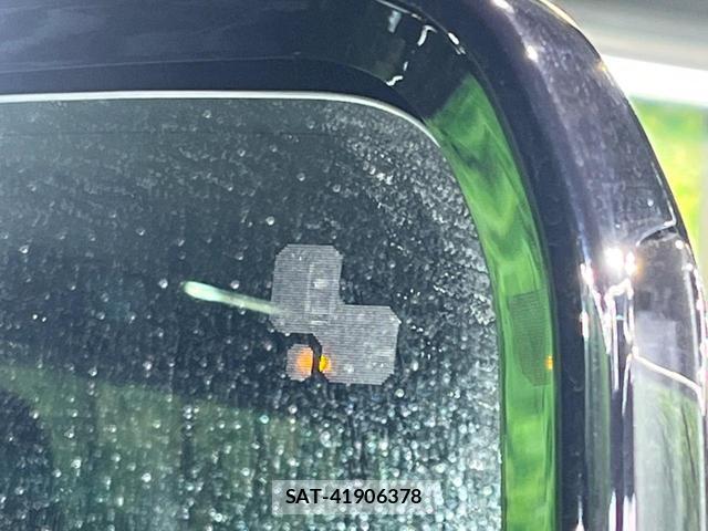 Land Rover DEFENDER 2023-02 7798988-5