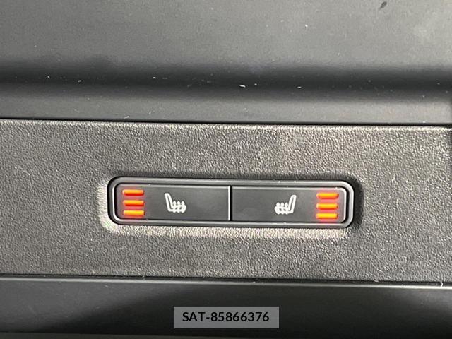 Land Rover DEFENDER 2024-05 7799001-16