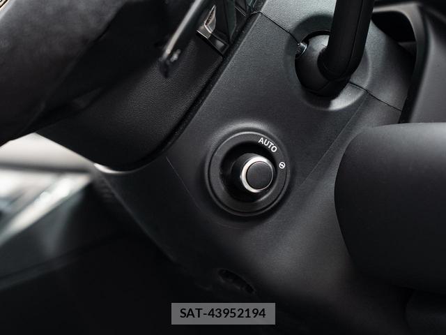 Land Rover DEFENDER 2024-10 7799127-11