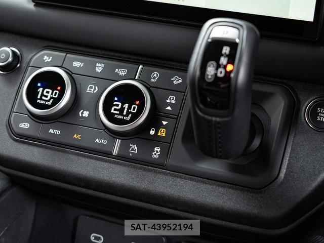 Land Rover DEFENDER 2024-10 7799127-12