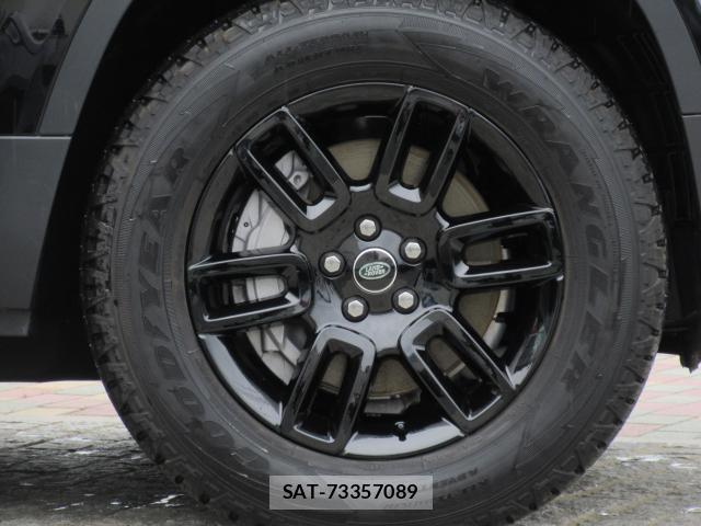 Land Rover DEFENDER 2025-08 7801383-5