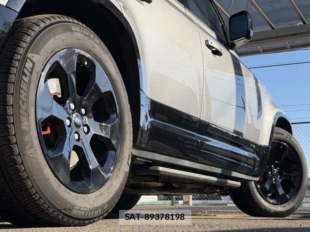 Land Rover DEFENDER 2023-03 7802119-18