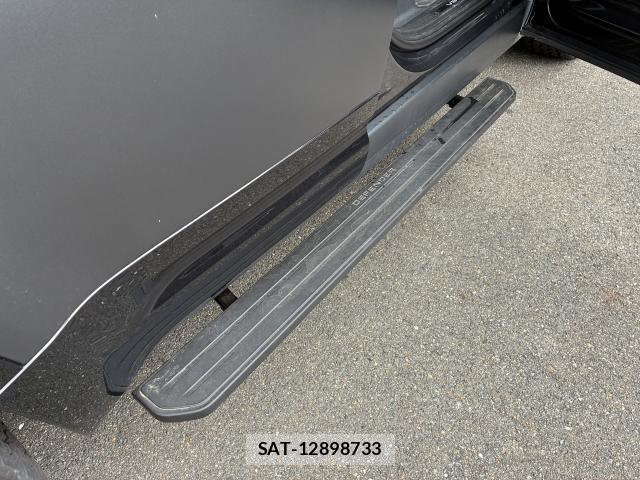 Land Rover DEFENDER 2024-02 7804440-5