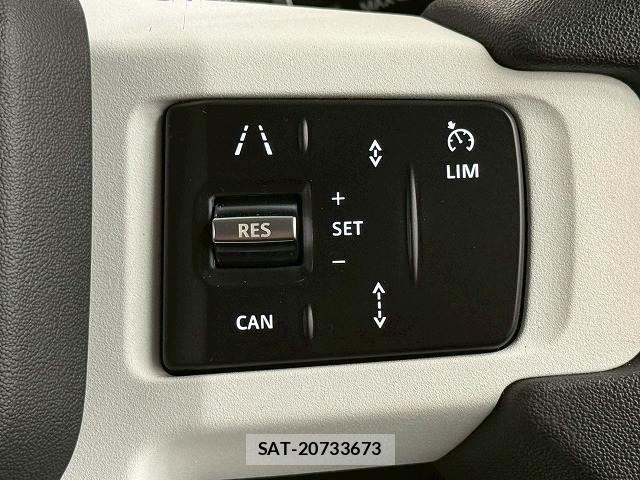 Land Rover DEFENDER 2023-06 7805293-4
