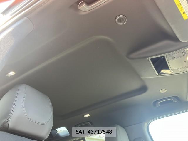 Land Rover DEFENDER 2023-03 7805803-16