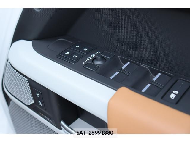 Land Rover DEFENDER 2023-12 7811232-17