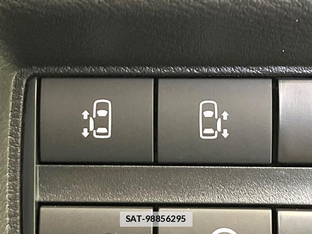 Mitsubishi DELICA MINI 2023-10 7799530-5
