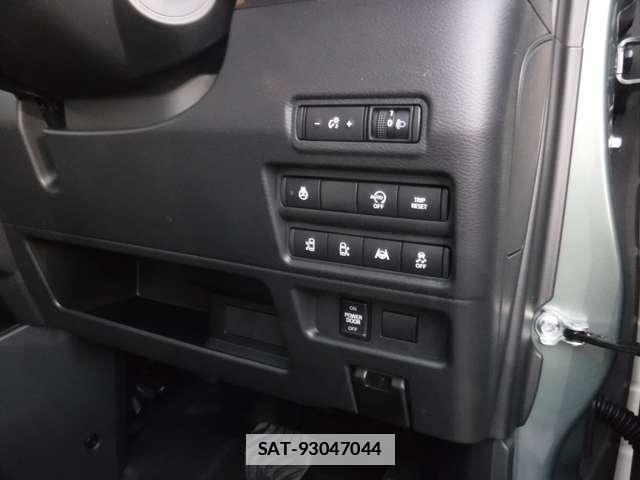 Mitsubishi DELICA MINI 2025-12 7803255-14