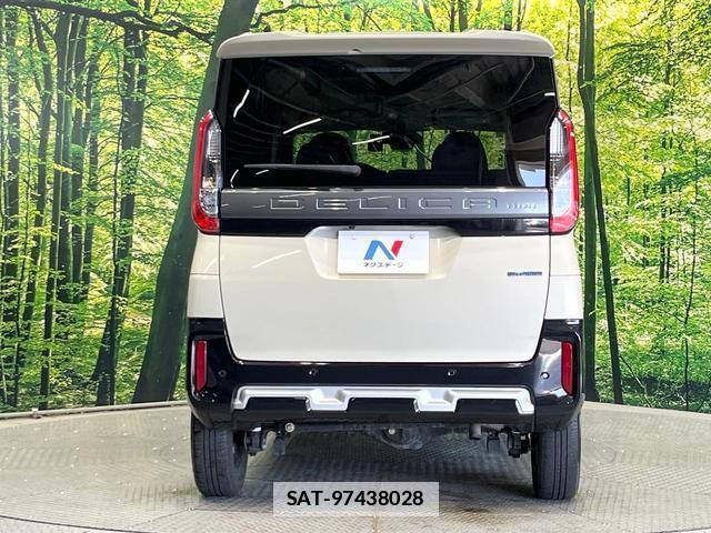 Mitsubishi DELICA MINI 2024-06 7804484-14