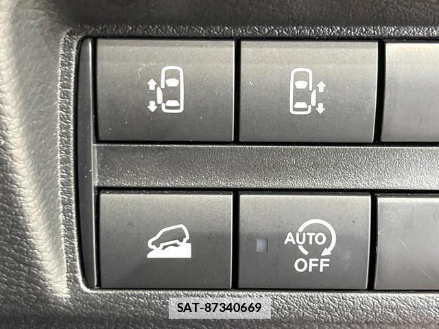 Mitsubishi DELICA MINI 2024-05 7804526-5