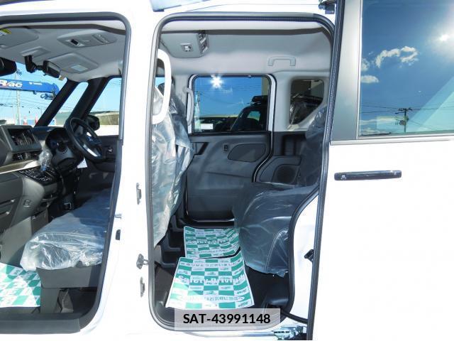 Mitsubishi DELICA MINI 2025-04 7804956-19