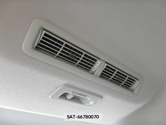 Mitsubishi DELICA MINI 2025-06 7810834-11