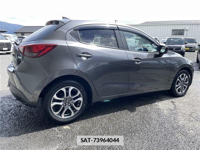 Mazda DEMIO 2019-06 7792941-8