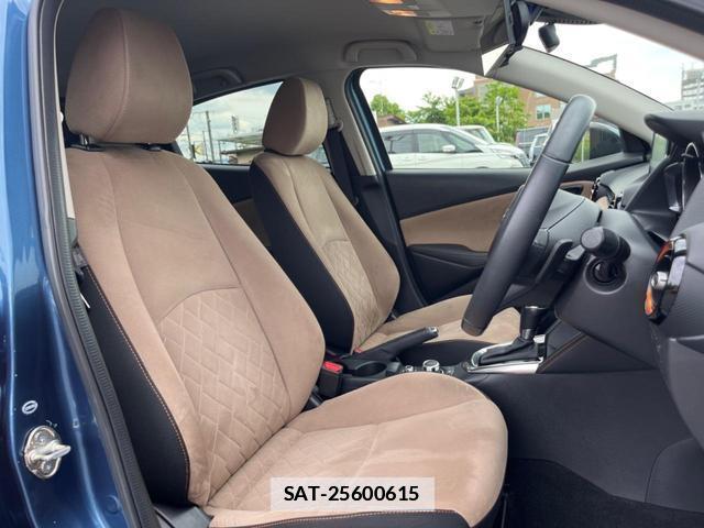 Mazda DEMIO 2017-06 7794844-8