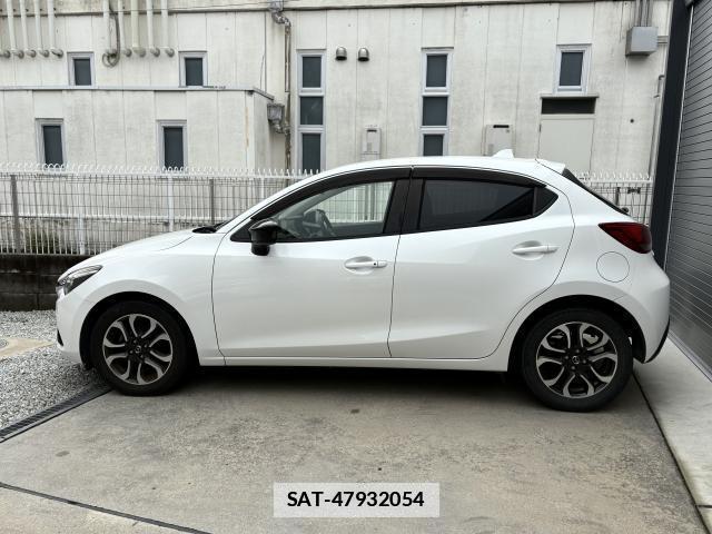 Mazda DEMIO 2015-07 7795531-2