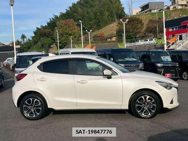 Mazda DEMIO 2017-03 7795646-14